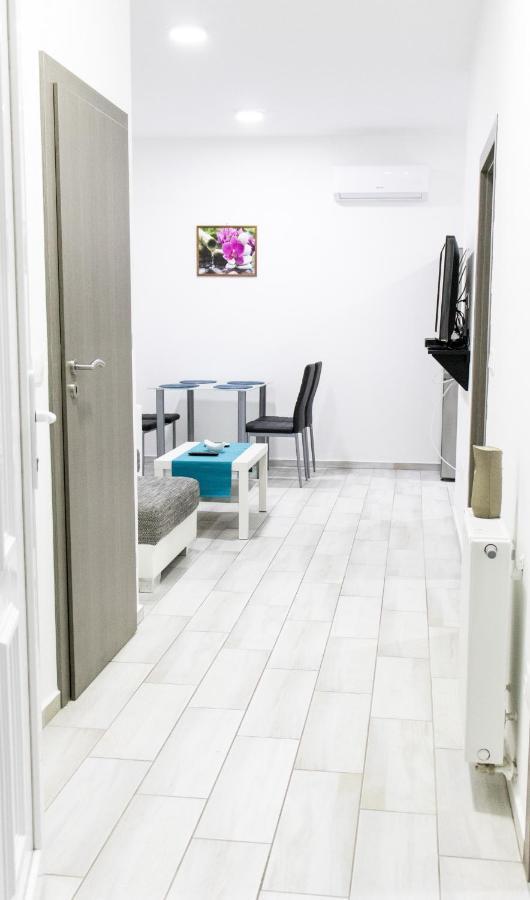 Trika Apartman Sárvár Zewnętrze zdjęcie