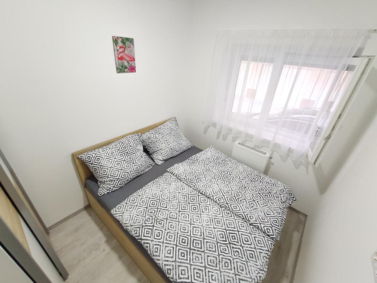 Trika Apartman Sárvár Zewnętrze zdjęcie